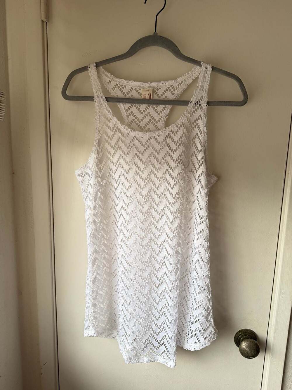 Arizona Jean Company White Crochet Knit Racerback Tank Top Size S